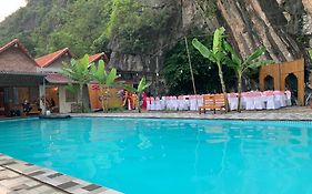 Trang An Lim Garden